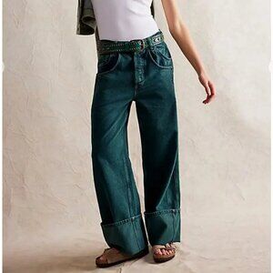 NWT Free People Final Countdown Cuffed Low-Rise Jeans in Luke Green